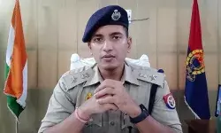 कावंड ड्यूटी में लापरवाही बरते पर चौकी इंचार्ज सहित दो निलम्बित कावंड ड्यूटी में लापरवाही बरते पर चौकी इंचार्ज सहित दो निलम्बित