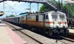 भारी बारिश व भूस्खलन के कारण हरिद्वार-देहरादून रेल संचालन रूका...