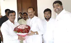 मंत्रिमंडल के बीच हुआ बंटवारा - अजीत को मिला वित्त विभाग मंत्रिमंडल के बीच हुआ बंटवारा - अजीत को मिला वित्त विभाग