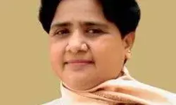 करौली हत्याकांड को लेकर मायावती का ट्वीट- हत्या का मामला दुःखद करौली हत्याकांड को लेकर मायावती का ट्वीट- हत्या का मामला दुःखद