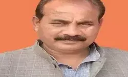 सपा विधायक दारा सिंह चौहान ने विधानसभा अध्यक्ष को सौंपा अपना इस्तीफा सपा विधायक दारा सिंह चौहान ने विधानसभा अध्यक्ष को सौंपा अपना इस्तीफा