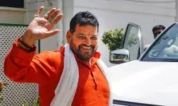 यौन उत्पीड़न मामले में फंसे बृजभूषण को 2 दिन की राहत यौन उत्पीड़न मामले में फंसे बृजभूषण को 2 दिन की राहत