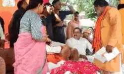 केंद्रीय मंत्री से भिड़े बीजेपी एमएलए- आंखें नीचे करिए, अंगुली मत केंद्रीय मंत्री से भिड़े बीजेपी एमएलए- आंखें नीचे करिए, अंगुली मत