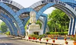 सार्वजनिक स्थानों पर नमाज पढ़ने और पूजा करने पर लगी रोक