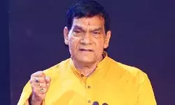 इस बार पेड़ लगाओ-पेड़ बचाओं थीम पर किया जा रहा वृक्षारोपण- मंत्री AK शर्मा इस बार पेड़ लगाओ-पेड़ बचाओं थीम पर किया जा रहा वृक्षारोपण- मंत्री AK शर्मा