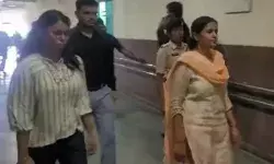 बड़ी कार्रवाई- मनी लांड्रिंग केस में IAS अफसर गिरफ्तार बड़ी कार्रवाई- मनी लांड्रिंग केस में IAS अफसर गिरफ्तार