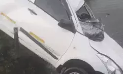 नहर में समाई कार- पति पत्नी समेत 5 ने तड़प तड़पकर तोड़ा दम नहर में समाई कार- पति पत्नी समेत 5 ने तड़प तड़पकर तोड़ा दम