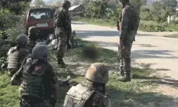 पब्लिक की नाराजगी का असर- नग्न घुमाने के मामले में एक और अरेस्ट पब्लिक की नाराजगी का असर- नग्न घुमाने के मामले में एक और अरेस्ट