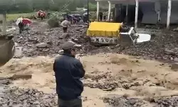 बादल फटते ही तबाही का मंजर- नाले में बह गए दर्जन से भी ज्यादा घर