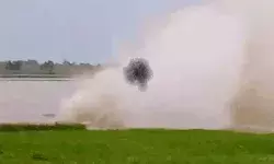 यमुना में गैस पाइपलाइन लीक- पानी में उठ रही लहरे- मचा बवंडर