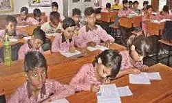 डीएम ने बदला स्कूलों का समय- सभी बोर्डाे पर होगा लागू