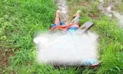 डरावनी आवाज के साथ गिरी बिजली ले गई 6 लोगों की जान- अनेक घायल डरावनी आवाज के साथ गिरी बिजली ले गई 6 लोगों की जान- अनेक घायल