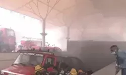 सुबह-सुबह अस्पताल में लगी भयंकर आग - दमकल की गाड़ियां मौके पर सुबह-सुबह अस्पताल में लगी भयंकर आग - दमकल की गाड़ियां मौके पर