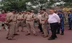 एसएसपी के तबादले के बाद बैकफुट पर पुलिस- कांवड़ियों पर नहीं होगी.. एसएसपी के तबादले के बाद बैकफुट पर पुलिस- कांवड़ियों पर नहीं होगी..