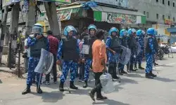 कांवड यात्रा को लेकर तनाव- छावनी बना चप्पे चप्पे पर फोर्स की तैनात कांवड यात्रा को लेकर तनाव- छावनी बना चप्पे चप्पे पर फोर्स की तैनात