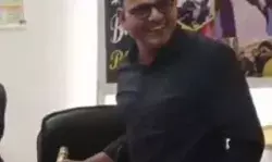 ARTO दफ्तर में सजी बाबू की बर्थडे पार्टी की महफिल- ब्लैक लेविल की धूम