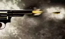 बदमाशों ने घर में घुसकर दंपति को मारी गोली और फिर .. बदमाशों ने घर में घुसकर दंपति को मारी गोली और फिर ..