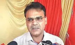 प्रदेश के समस्त वाहनों पर राष्ट्रीय ध्वज लगाए जाएँ - परिवहन आयुक्त प्रदेश के समस्त वाहनों पर राष्ट्रीय ध्वज लगाए जाएँ - परिवहन आयुक्त