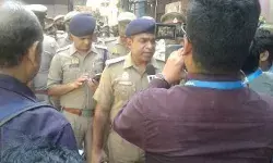 स्वतंत्रता दिवस पर दिनदहाडे कारोबारी को मारी गोली- हालत गंभीर स्वतंत्रता दिवस पर दिनदहाडे कारोबारी को मारी गोली- हालत गंभीर