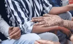 हिंदू संगठनों का अभियान- मुस्लिम लड़कों से ना लगवाएं मेहंदी