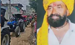 बेटे ने पूरी की गदर सेठ पिता की इच्छा- पूरे गांव को मुफ्त दिखाई गदर 2