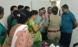 महिलाओं के विवाद में कूदे बीजेपी नेता- खूब हुआ घमासान- घायल हुई महिलाओं के विवाद में कूदे बीजेपी नेता- खूब हुआ घमासान- घायल हुई