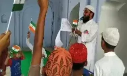 आजादी पर बिगड़े बोल- मौलाना बोले ऐसी आजादी पर हम मारते हैं लात