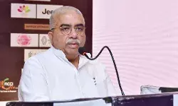 महिलाओं का बड़ा योगदान- बनारस साड़ी उत्पादन में देश में सबसे आगे- मंत्री महिलाओं का बड़ा योगदान- बनारस साड़ी उत्पादन में देश में सबसे आगे- मंत्री