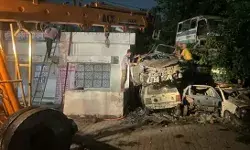 सिगरेट बन गई ज्वाला-पुलिस चौकी में वाहनों को खाक कर डाला