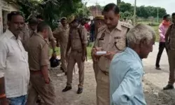 दिनदहाड़े सपा नेता की गोली मारकर हत्या-हत्यारोपी हुए फरार दिनदहाड़े सपा नेता की गोली मारकर हत्या-हत्यारोपी हुए फरार