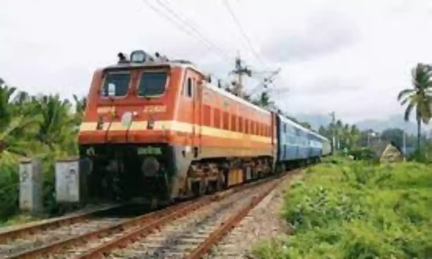 जिले में इंटरलॉकिंग कार्य के कारण कई ट्रेने प्रभावित