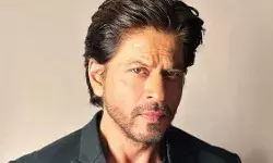 ऑनलाइन जुए को बढ़ावा देने के विरोध में शाहरुख के घर बवाल- पुलिस से..