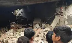 तेज धमाके के साथ हुए विस्फोट में मकान हुआ खंडहर में तब्दील