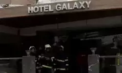 पांच मंजिला होटल गैलेक्सी में लगी भीषण आग- 3 की मौत, 5 जख्मी