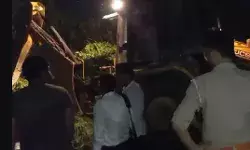 तस्करों की करतूत से उबाल- चोरी कर काट दी गाय- टोकने पर राहगीर को गोली.. तस्करों की करतूत से उबाल- चोरी कर काट दी गाय- टोकने पर राहगीर को गोली..