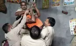 देवदूत बनी पुलिस ने एक्शन में आकर 7 मिनट के भीतर बचाई युवक की जान