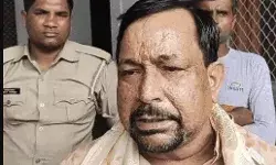 बीजेपी सांसद का जेई को अल्टीमेटम- तुझे इतने जूते मरवाऊंगा.. बीजेपी सांसद का जेई को अल्टीमेटम- तुझे इतने जूते मरवाऊंगा..