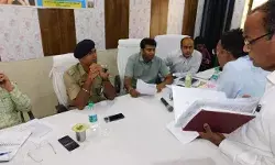 तहसील दिवस में DM SSP के सम्मुख लगा समस्याओं का अंबार तहसील दिवस में DM SSP के सम्मुख लगा समस्याओं का अंबार