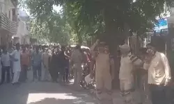 पटाखे बनाते समय लगी आग- बारूद में जोरदार धमाका- महिला की मौत