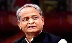 आपदा प्रभावितों को राहत उपलब्ध कराने का किया जा रहा है काम: गहलोत आपदा प्रभावितों को राहत उपलब्ध कराने का किया जा रहा है काम: गहलोत