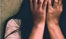 कलयुगी बाप की घिनौनी दास्तां- 2 पत्नियों से हवस नहीं बुझी तो बेटी को.. कलयुगी बाप की घिनौनी दास्तां- 2 पत्नियों से हवस नहीं बुझी तो बेटी को..