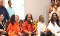 भारत में मच रहा घमासान- इस देश ने घोषित किया सनातन धर्म दिवस भारत में मच रहा घमासान- इस देश ने घोषित किया सनातन धर्म दिवस