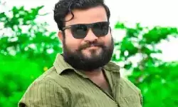 मर्डर केस की गिरी गाज- मंत्री के बेटे का शस्त्र लाइसेंस सस्पेंड मर्डर केस की गिरी गाज- मंत्री के बेटे का शस्त्र लाइसेंस सस्पेंड