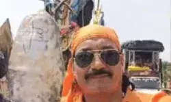 भगवा पहन कांवड़ियों की सेवा मुस्लिम नेता को पड़ी भारी- मिली यह धमकी