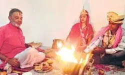 इश्क में छोड़ा घर- इकरा से प्रीति बनी लड़की ने आकाश संग लिए फेरे