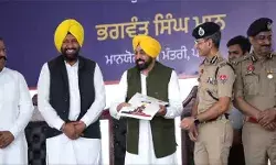 सौंपे इंस्पेक्टरों को नियुक्ति पत्र, इतने कांस्टेबलों की होगी भर्ती