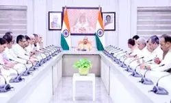 नई बनने वाली हर सड़क की पांच साल की हो गारंटी- CM योगी नई बनने वाली हर सड़क की पांच साल की हो गारंटी- CM योगी