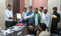 कई मांगों को लेकर AIMIM के कार्यकर्ताओं ने दिया SDM को ज्ञापन कई मांगों को लेकर AIMIM के कार्यकर्ताओं ने दिया SDM को ज्ञापन