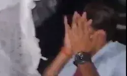 हुक्का बार पर छापा- 30 लड़के लड़की मिले ऐसे हालातो में- मुंह छिपाकर.. हुक्का बार पर छापा- 30 लड़के लड़की मिले ऐसे हालातो में- मुंह छिपाकर..