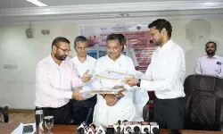 डोमेस्टिक पर्यटकों की दृष्टि से देश में यूपी अव्वल- मंत्री जयवीर सिंह